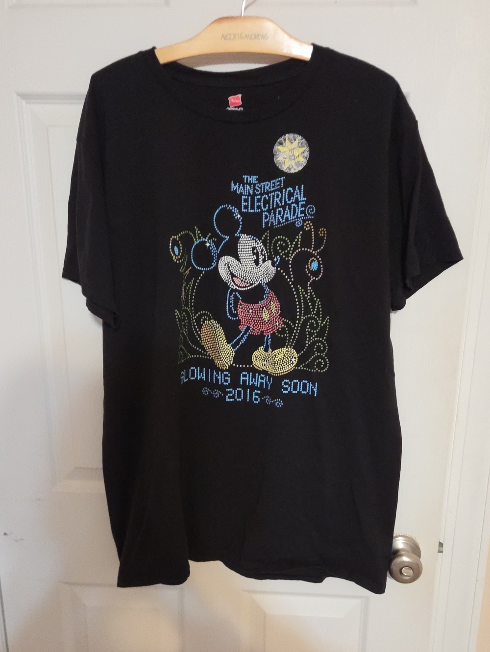 Hanes Black Mens  Mickey Mouse Electrical Parade Graphic Tee Vintage
